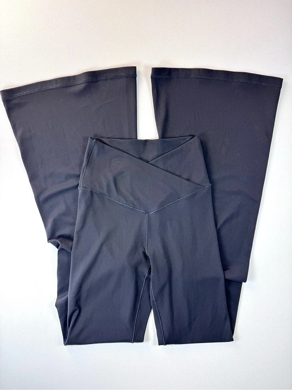 Offline by Aerie Real Me High Waisted Crossover Flare Legging Crossover Small